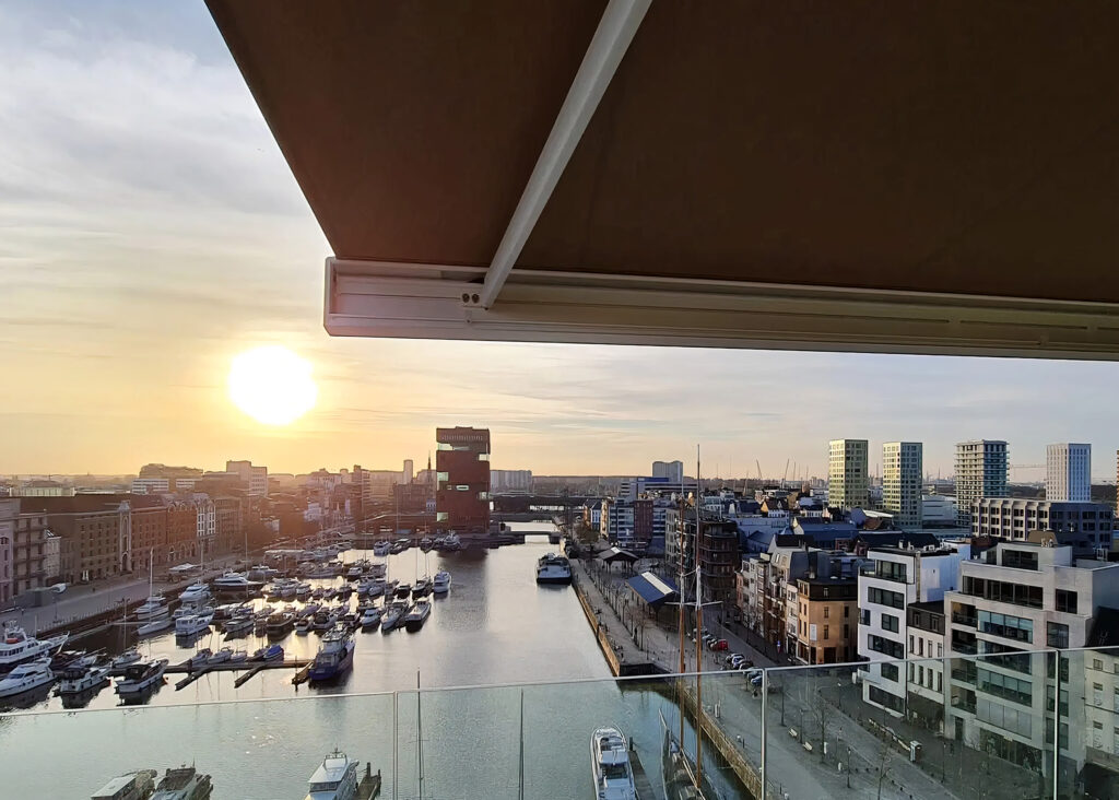 Knikarmscherm Antwerpen