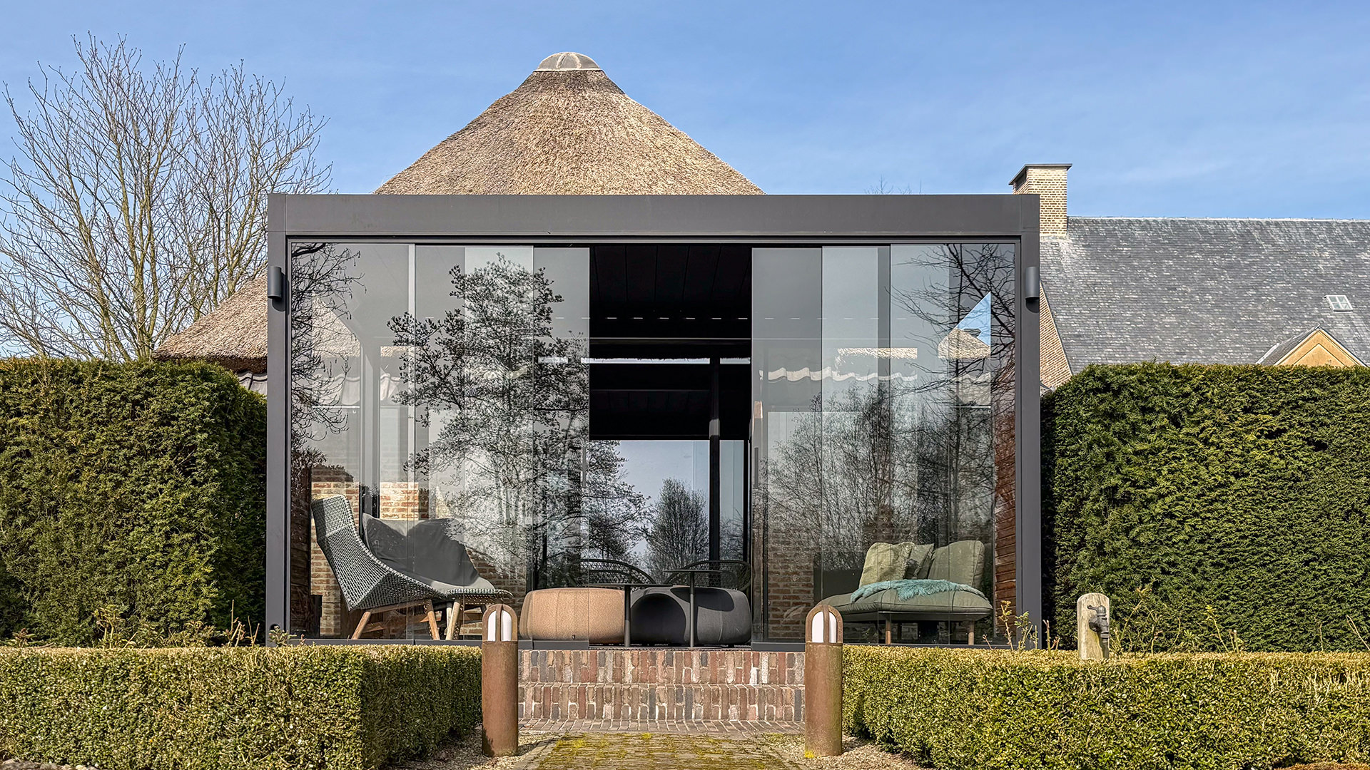 Meeussen Montage Realisatie Met Renson Camargue En Glazen Wanden